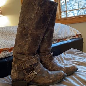 Distressed brown leather look boot